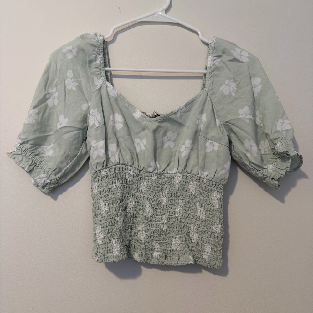 Abercrombie & Fitch Floral Smocked Puff Sleeve Top Size XS
